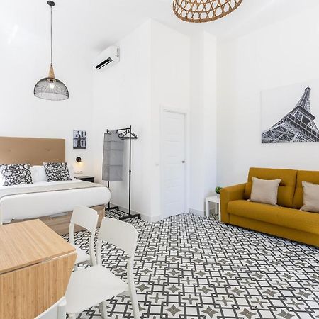 Holidays2Malaga Picasuss Loft New Built Close Huelin Beach And Promenade Zewnętrze zdjęcie
