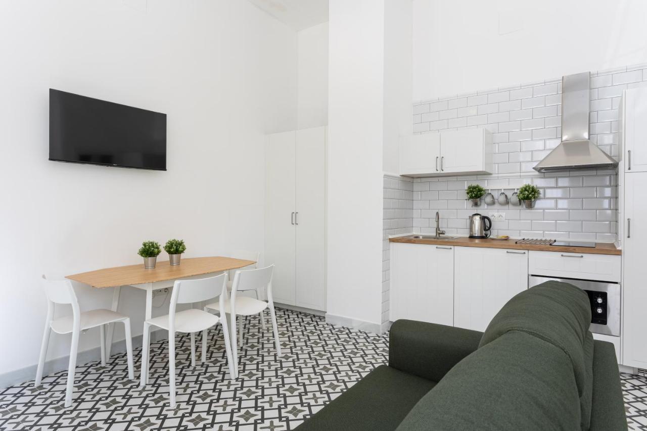 Holidays2Malaga Picasuss Loft New Built Close Huelin Beach And Promenade Zewnętrze zdjęcie
